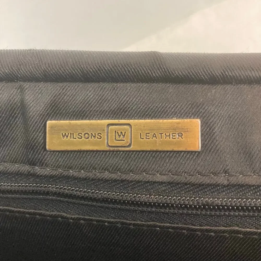 Wilsons Leather Pebbled Grain Crossbody Bag Black Messenger Satchel Office Urban